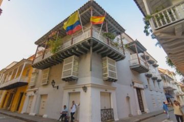 bachelor-party-tour-colombia-vacation-rentals-accommodation-cartagena-638
