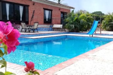 bachelor-party-tour-colombia-vacation-rentals-accommodation-cartagena-743