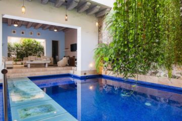 luxury-pool-restored-house-vacation-rentals-cartagena-colombia (24)