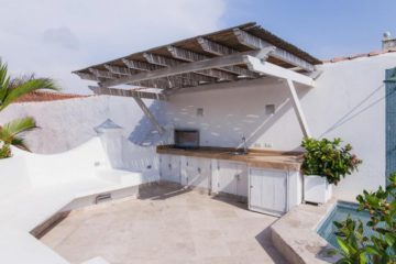 luxury-pool-restored-house-vacation-rentals-cartagena-colombia (4)