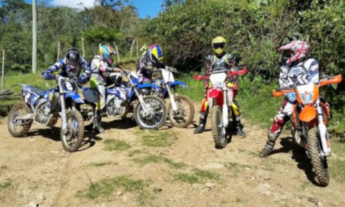 Dirt-Bike-Medellin-Colombia-02 Dirt-Bike-Medellin-Colombia-02