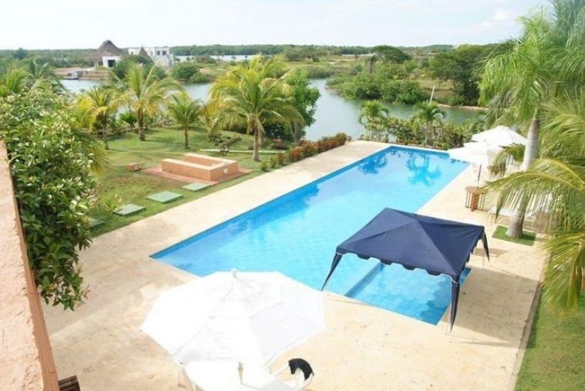 bachelor-party-tour-colombia-vacation-rentals-accommodation-cartagena-522