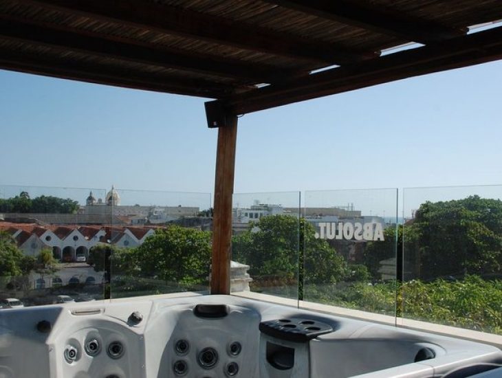 bachelor-party-tour-colombia-vacation-rentals-accommodation-cartagena-895