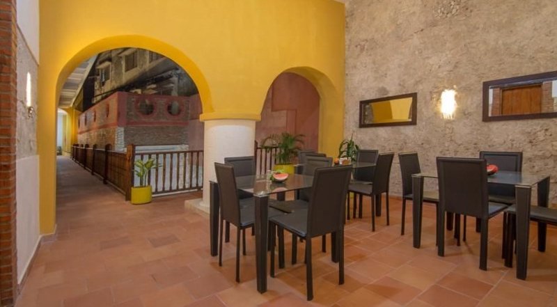 bachelor-party-tour-colombia-vacation-rentals-accommodation-cartagena-1008