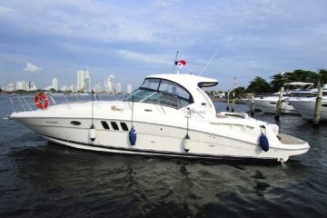 Cartagena Boat Rental Sea Ray Sundancer 40