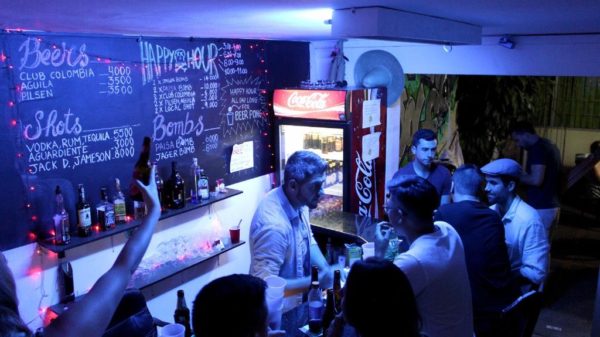 Nightlife & Pub Crawl Tour