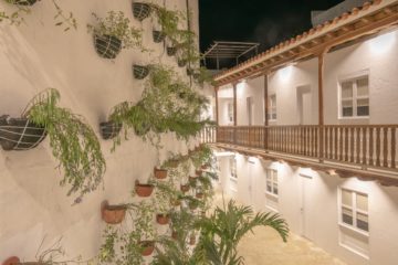Cartagena-bachelor-party-friendly-mansion-accommodation-airbnb-08