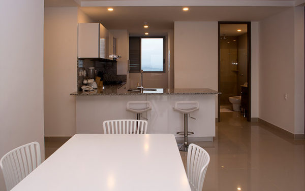 2 BR Luxurious Bocagrande Apartment