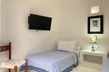 another rooom cartagena party house