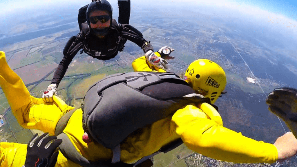 skydiving in Cartagena