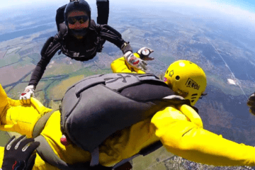 skydiving in Cartagena