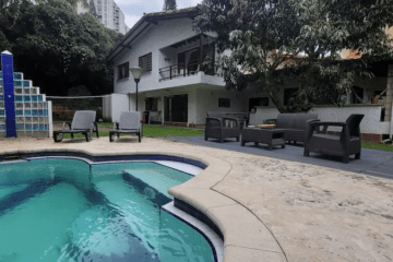 bachelor party in medellin