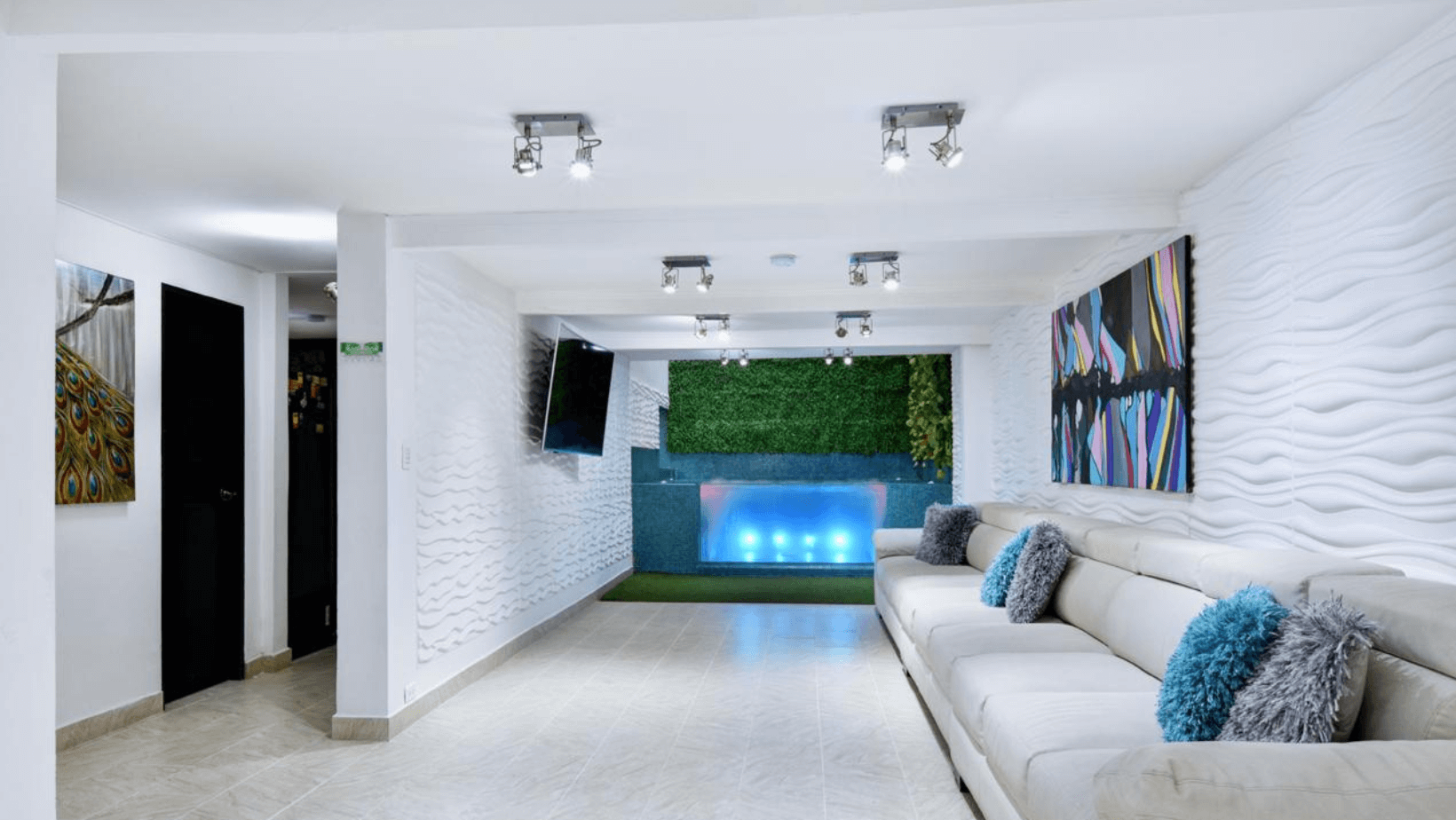 bachelor party house rentals colombia