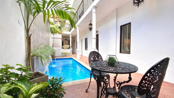 La Casa Colonial
