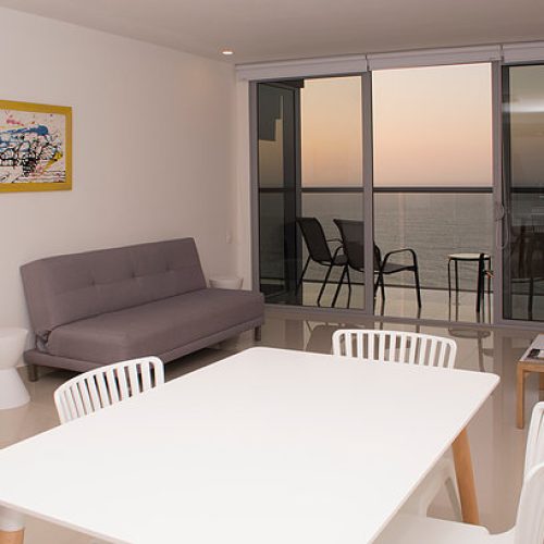 2BR-Cartagena-Bocagrande-Luxurious-Apt-1