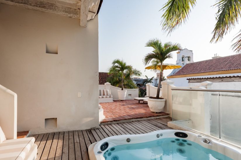 bachelor party rentals in cartagena