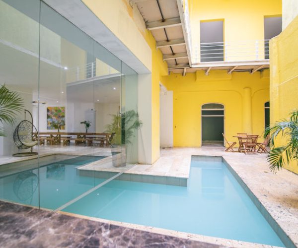 45 Sleeps Mega Mansion= $1833