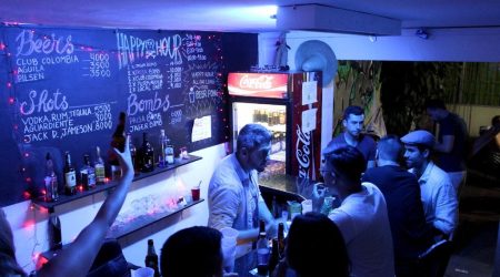 Medellin-Nightlife-Tour-Pub-Bar-Night-club-Crawl-04