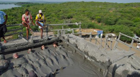 Totumo-Volcano-Tour-Cartagena-Bachelor-Party-Colombia-07