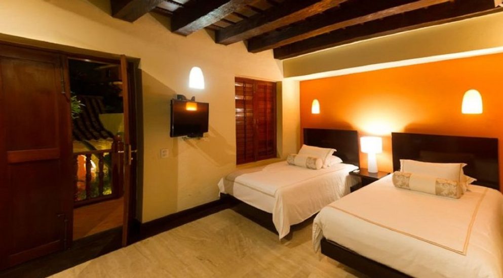 bachelor-party-tour-colombia-vacation-rentals-accommodation-cartagena-200