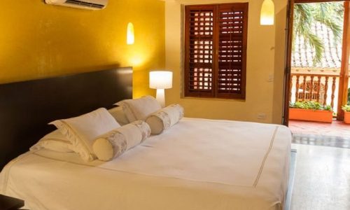 bachelor-party-tour-colombia-vacation-rentals-accommodation-cartagena-203