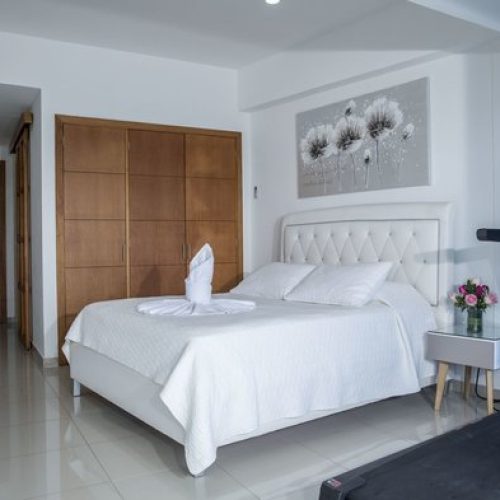 bachelor-party-tour-colombia-vacation-rentals-accommodation-cartagena-42