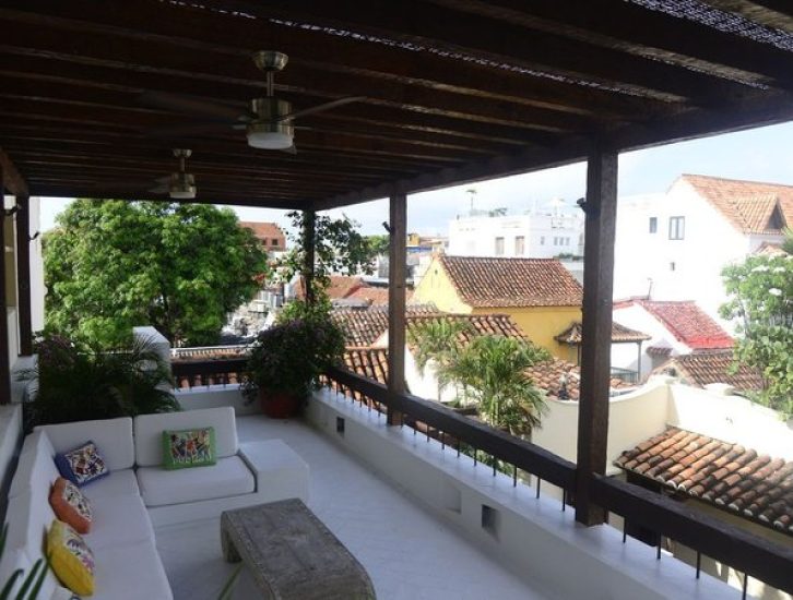 bachelor-party-tour-colombia-vacation-rentals-accommodation-cartagena-730