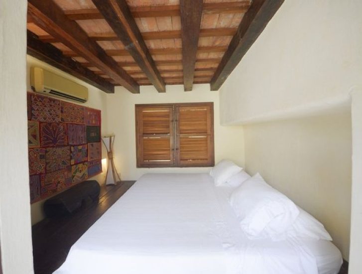 bachelor-party-tour-colombia-vacation-rentals-accommodation-cartagena-734