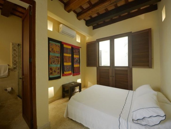bachelor-party-tour-colombia-vacation-rentals-accommodation-cartagena-790