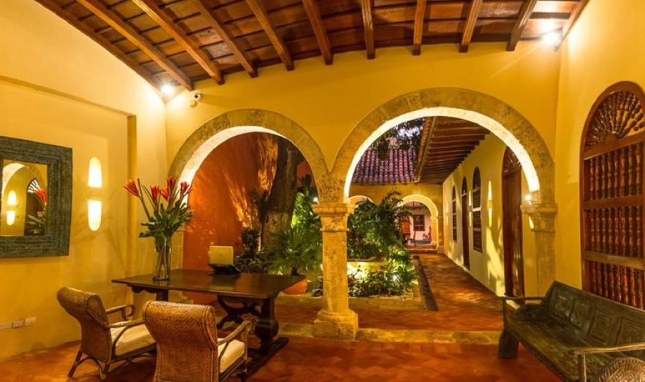 bachelor-party-tour-colombia-vacation-rentals-accommodation-cartagena-948