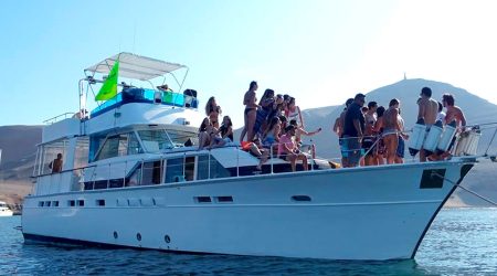bachelor party in cartagena boat yatch rentals