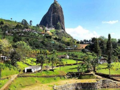 guatape-piedra-el-penol-guia-turistica-antioquia-11