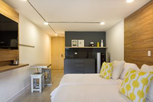 medellin-parque-lleras-poblado-party-house-vacation-rental-20